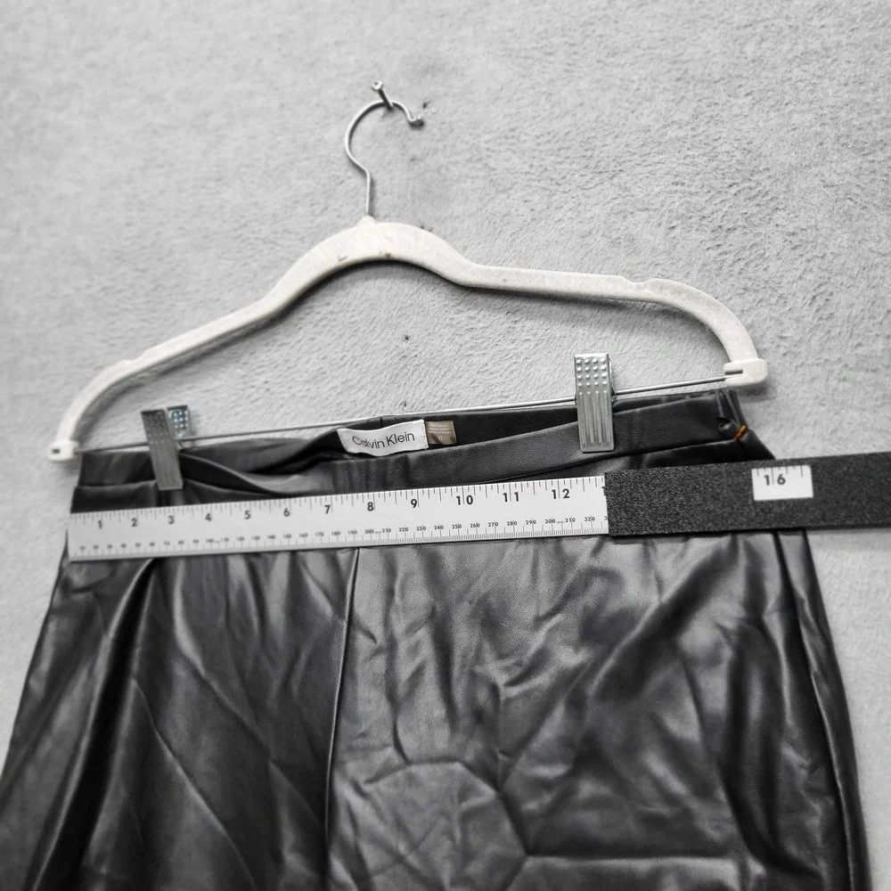 Calvin Klein *please carefully